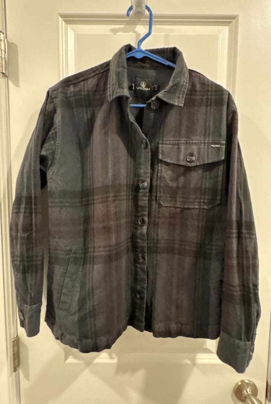 Volcom Women's Sound Trip Plaid Button-Up Jacket